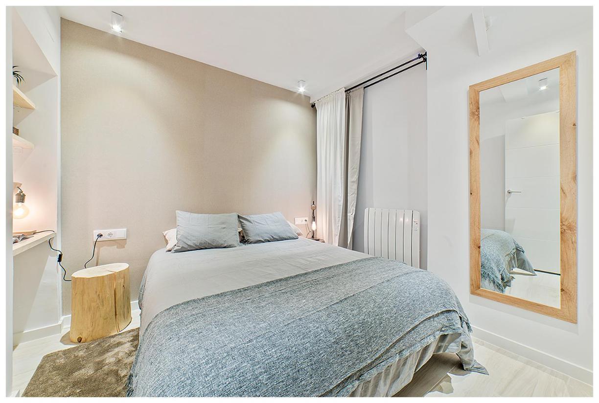 Apartamentos Madrid Rio Bagian luar foto