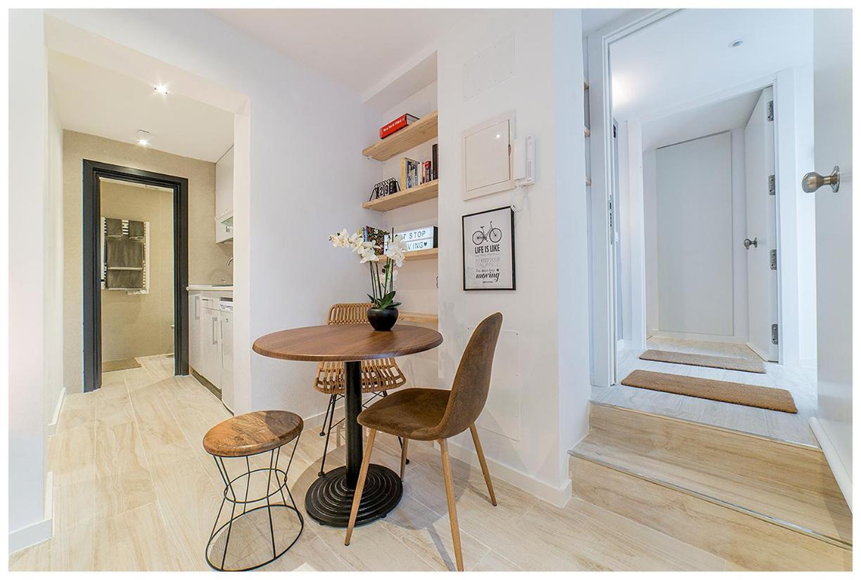 Apartamentos Madrid Rio Bagian luar foto