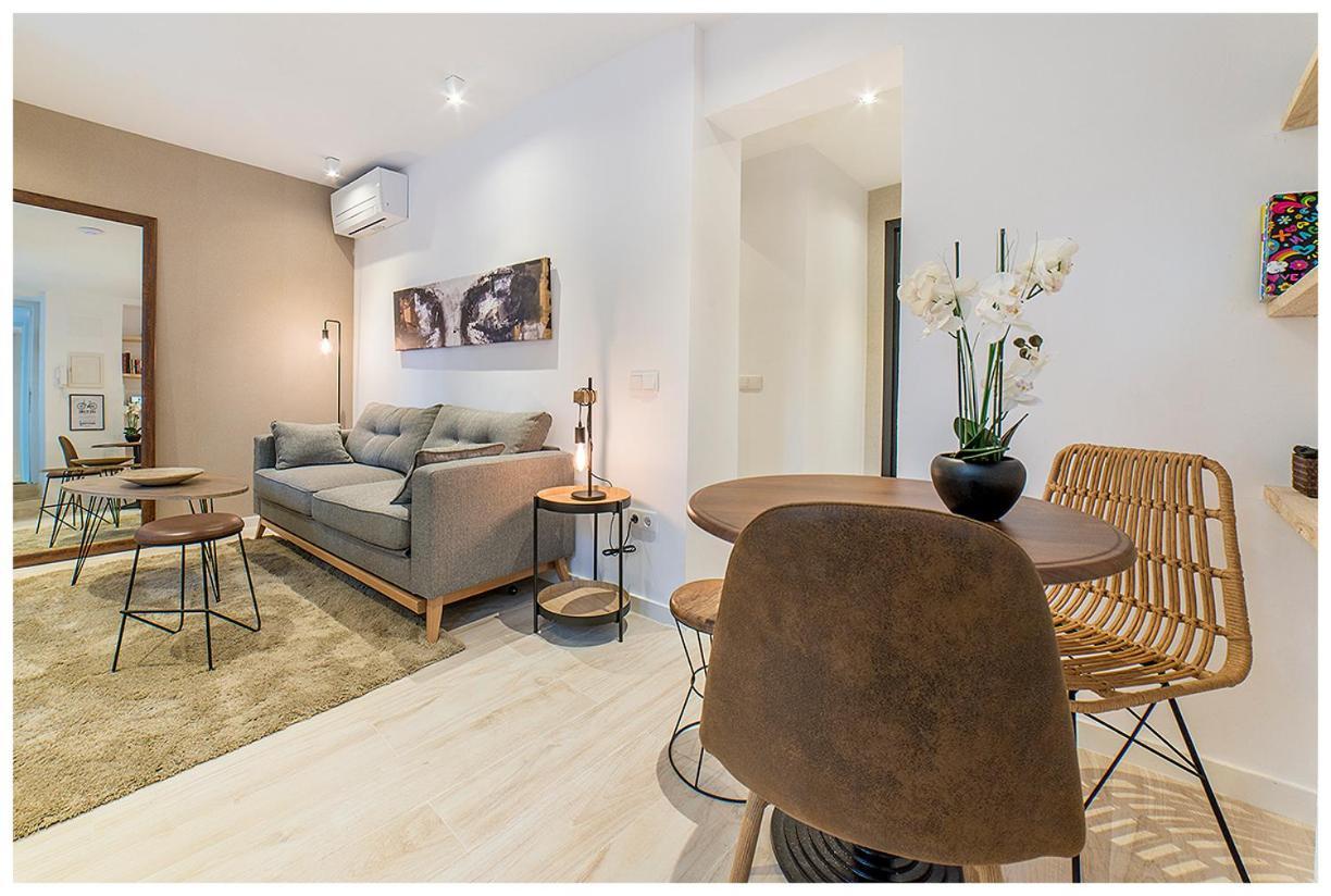 Apartamentos Madrid Rio Bagian luar foto