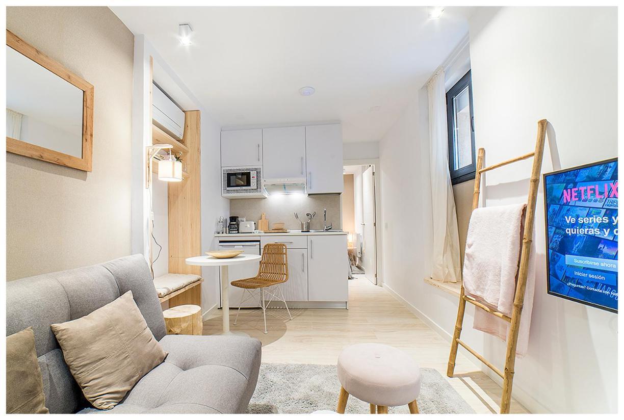 Apartamentos Madrid Rio Bagian luar foto