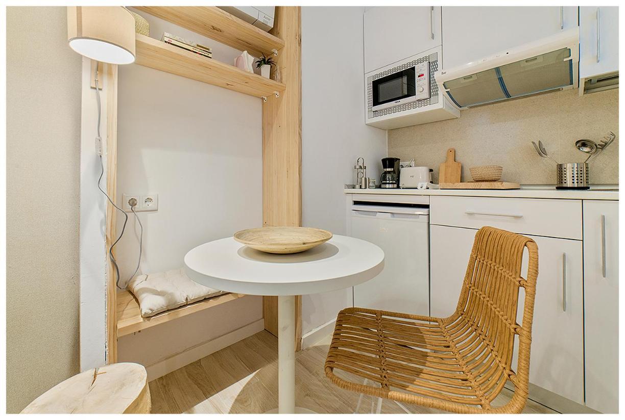 Apartamentos Madrid Rio Bagian luar foto