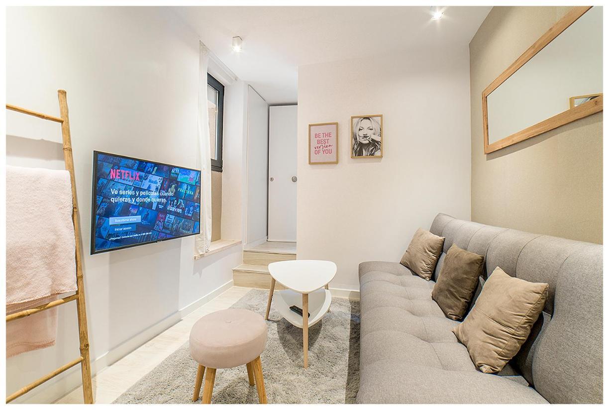 Apartamentos Madrid Rio Bagian luar foto