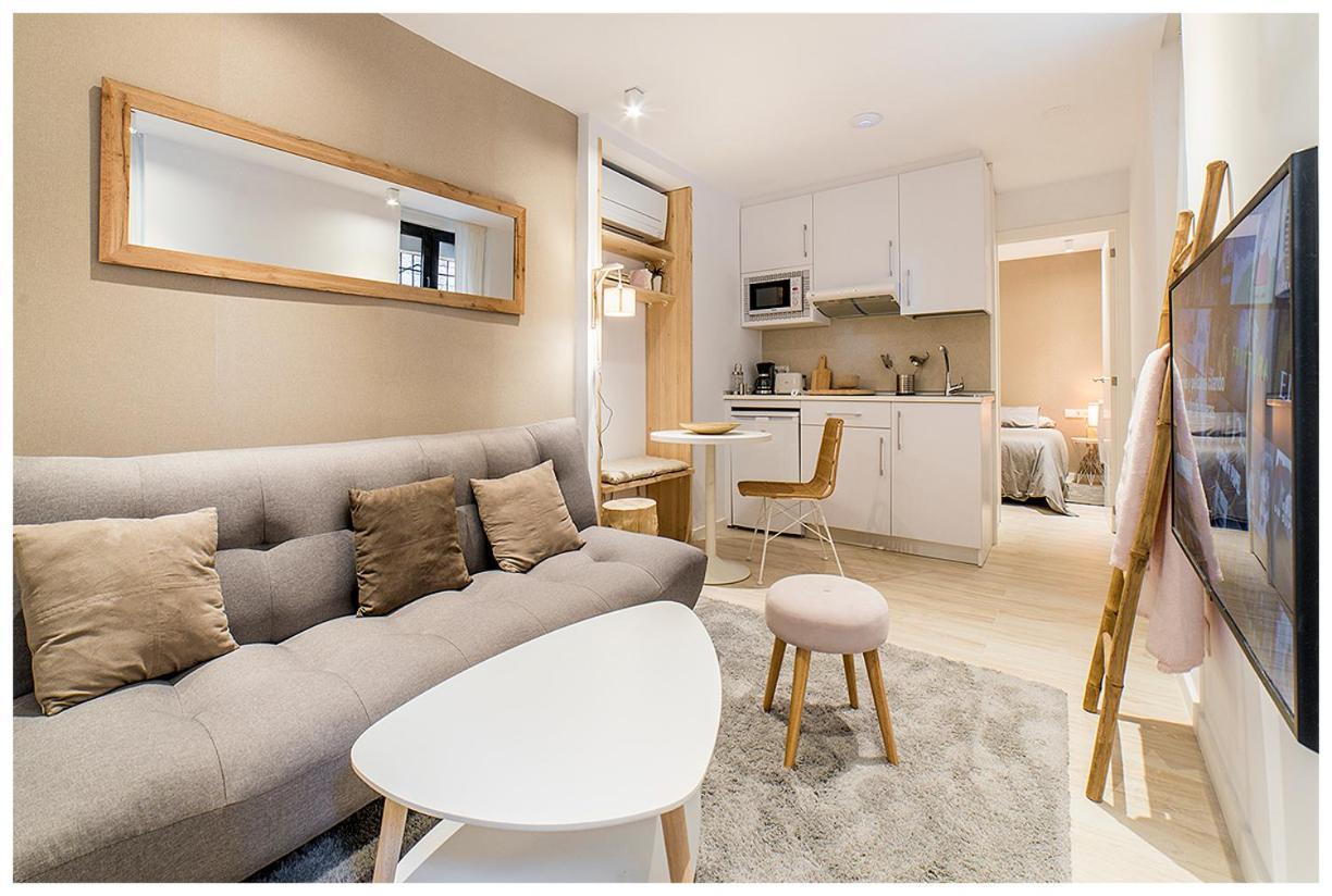 Apartamentos Madrid Rio Bagian luar foto