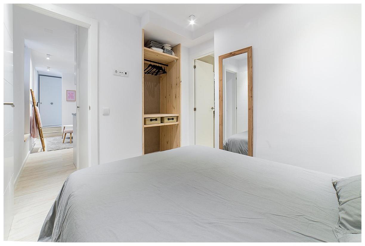 Apartamentos Madrid Rio Bagian luar foto