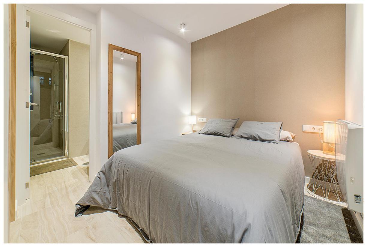 Apartamentos Madrid Rio Bagian luar foto