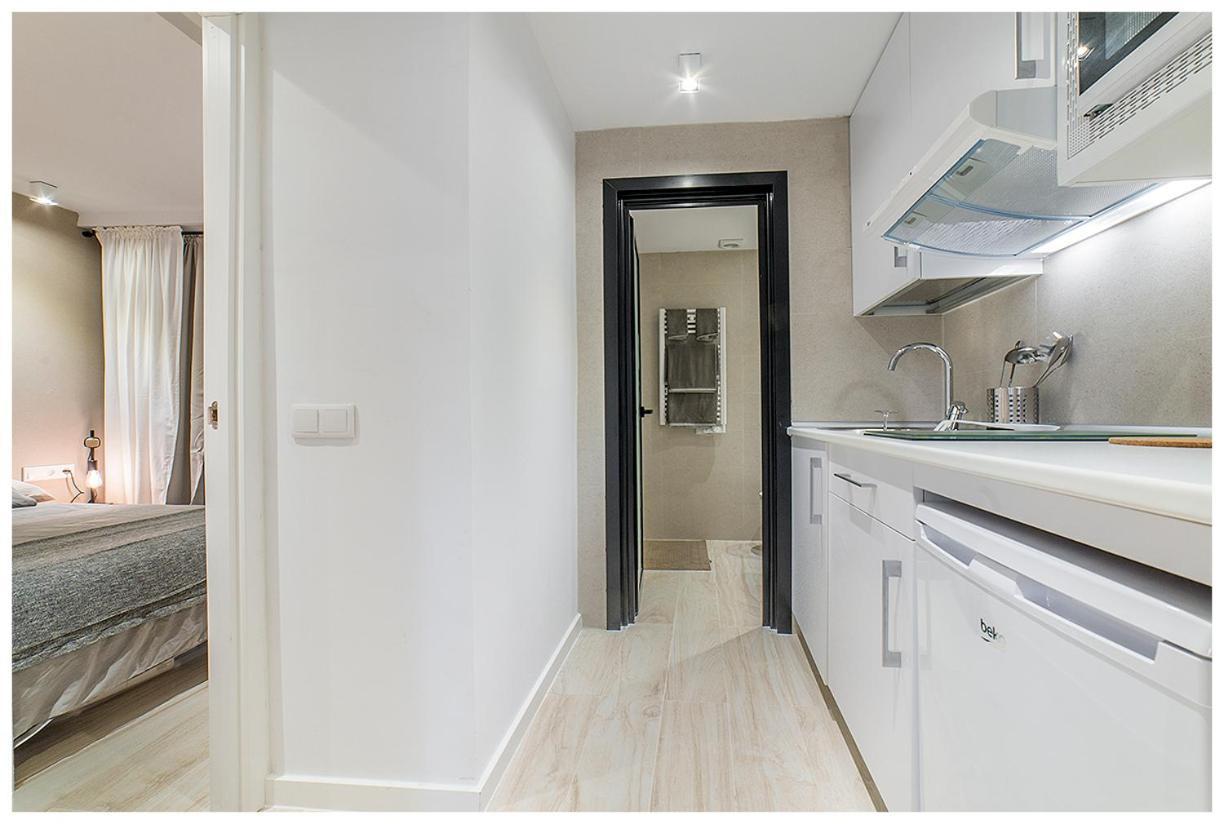 Apartamentos Madrid Rio Bagian luar foto