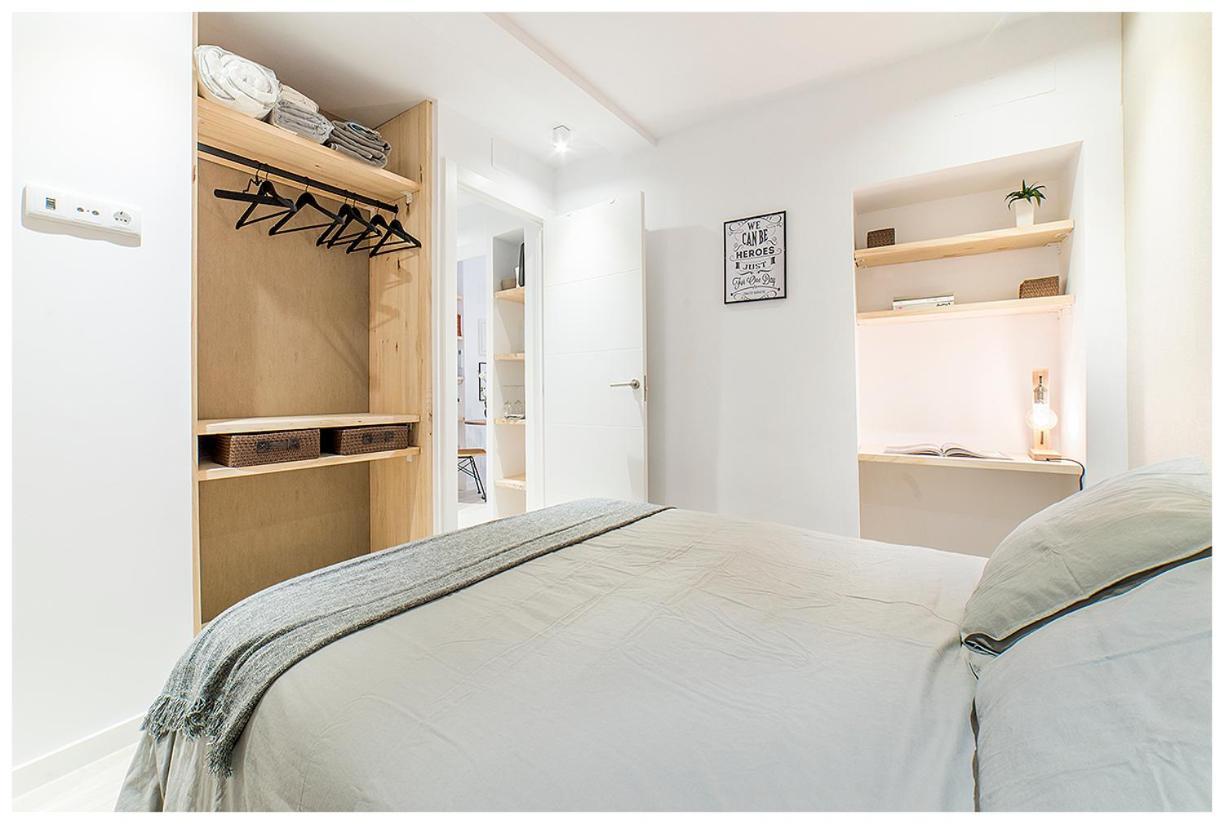 Apartamentos Madrid Rio Bagian luar foto